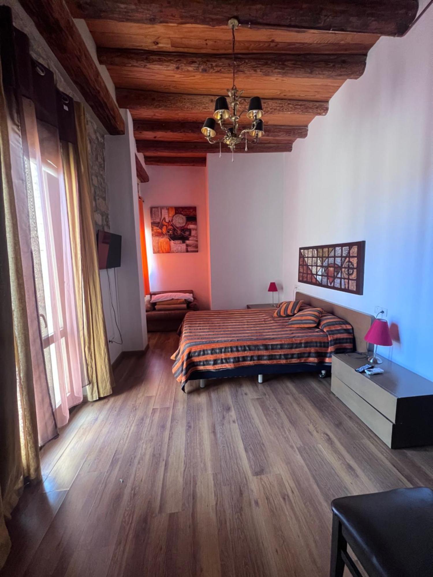 Hotel La Garbinada Torrebeses Extérieur photo