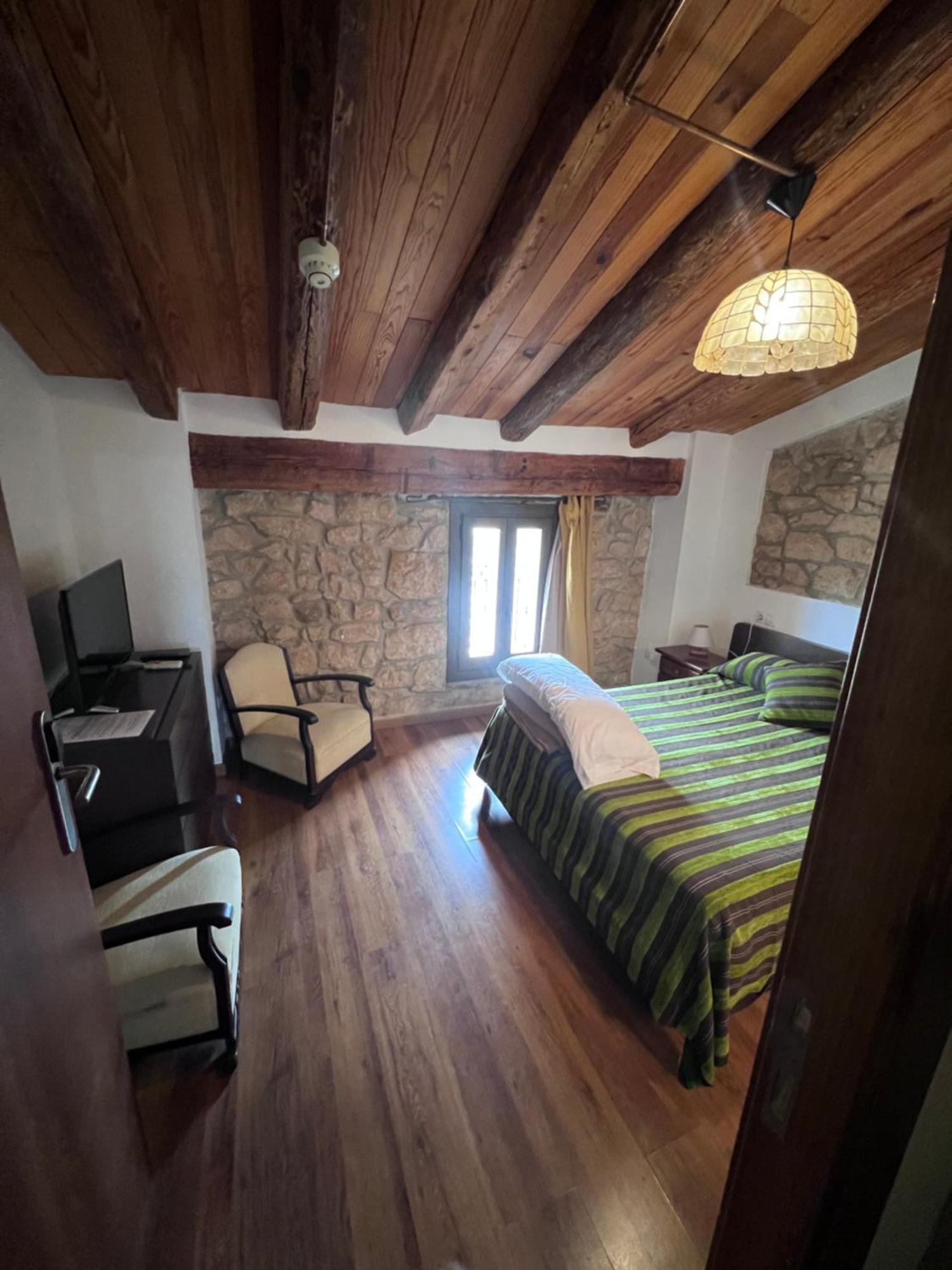 Hotel La Garbinada Torrebeses Extérieur photo